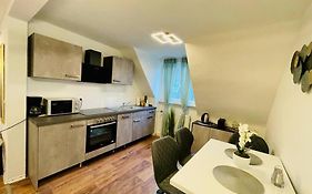3Room- Central, Modern Near Mtu- The Tulip By Lakescape Fewos